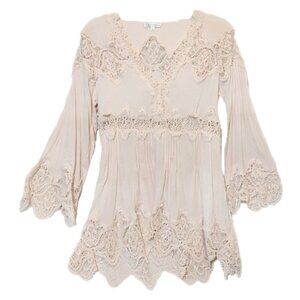 🌺  Lisa Robertson Gorgeous Embroidered PastelPink BellSleeve Pheasant Tunic Top